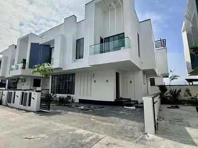 5 Bedroom Detached Duplex — Lekki, Lagos