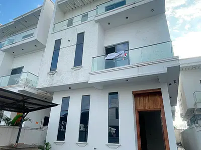 A Massive Fully Detached 6 Bedroom Duplex — Chevron, Lekki, Lagos, Lekki, Lagos
