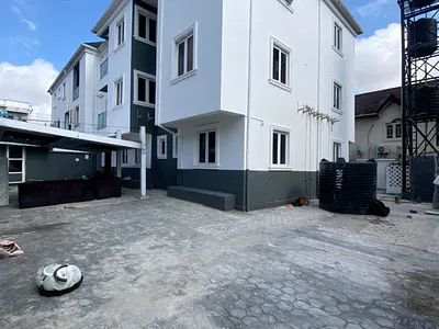 Newly Renovated 3 Bedrooms Flats Upstairs and Downstairs — Lekki, Lagos