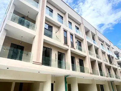 Newly Constructed Luxury Serviced 4 Bedroom Terrace with 2rooms BQ — Ikoyi, Lagos