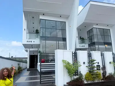 𝐁𝐑𝐀𝐍𝐃 𝐍𝐄𝐖 5 𝐁𝐄𝐃𝐑𝐎𝐎𝐌 Detached 𝐃𝐔𝐏𝐋𝐄𝐗 — Ajah, Lagos