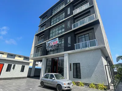1 Bedroom Apartment with Pool & Elevator — Lekki, Lagos
