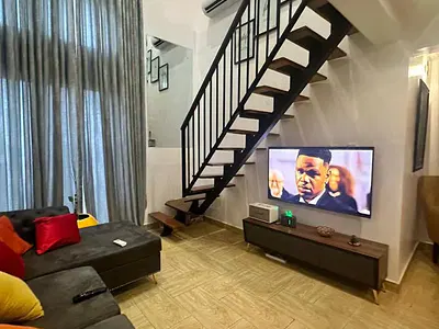 1 Bedroom Loft Apartment — Muritala Muhammed Way, Yaba, Lagos