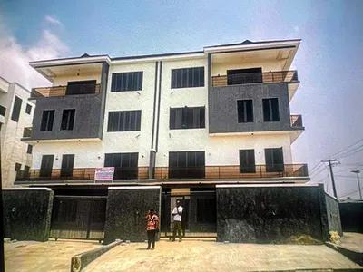 6 Bedroom Terraced Duplex — Lekki Phase 1, Lekki, Lagos