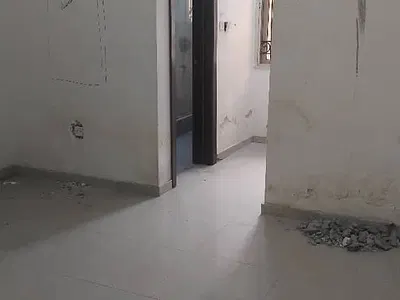 Multi-Unit Commercial Property — Lekki Phase 1, Lekki, Lagos