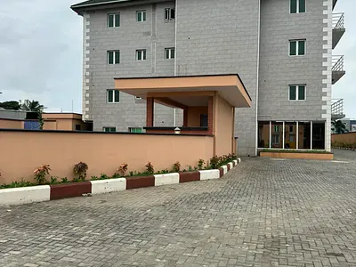 3 Bedroom Flats with BQ, Gym & Swimming Pool — Victoria Island (VI), Lagos