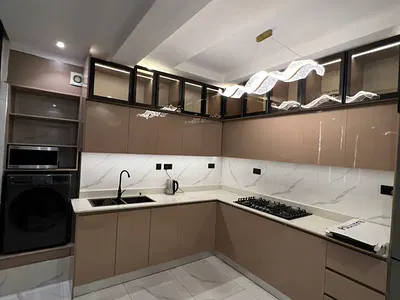 Fully Furnished 3 Bedroom Flat — By Freedom Way, Lekki Phase 1, Lekki, Lagos