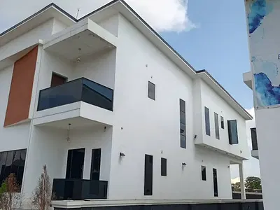 Luxury 5 Bedrooms Duplex with BQ — Gaduwa, Abuja