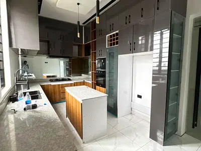 Luxury 4 Bedroom Detached Duplex with Excellent Facilities — Lekki, Lagos