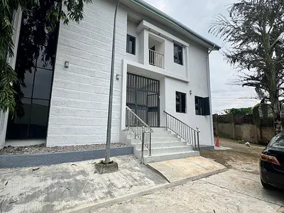 Well Renovated Corner Piece Spacious 4 Bedroom Semi Detached Duplex. — Wuse 2, Abuja