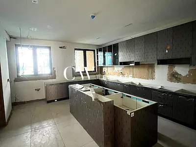 5 Bedroom Penthouse Maisonette — Ikoyi, Lagos