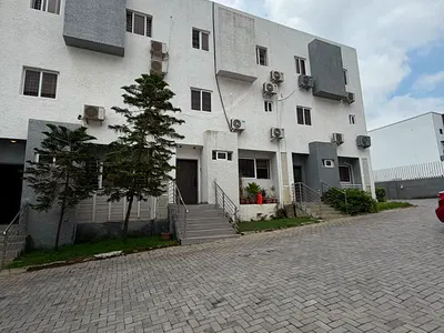 Elegant 4-Bedroom Terraced Duplex + BQ Fully Furnished & Airbnb Ready — Guzape District, Abuja