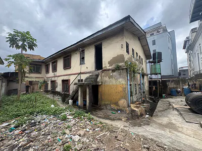 Land with Demolishable Building — Off Ajao Road, Adeniyi Jones, Ikeja, Lagos