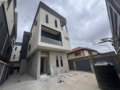 5 Bedroom Detached Duplex — Magodo, Lagos