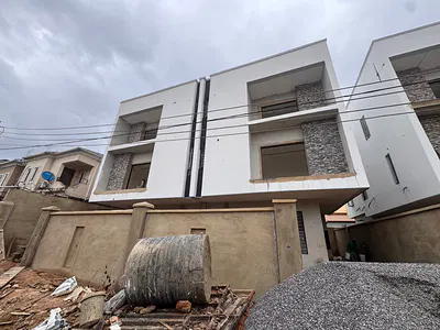 5 Bedroom Semi-Detached Duplex — GRA Phase 2, Magodo, Lagos