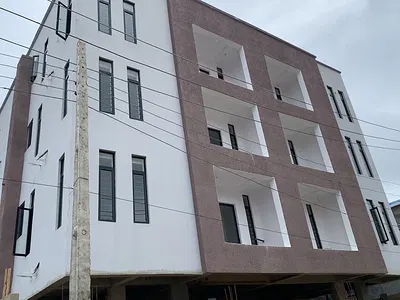 Enormous 2 Bedroom Apartment with a BQ — Lekki, Lagos