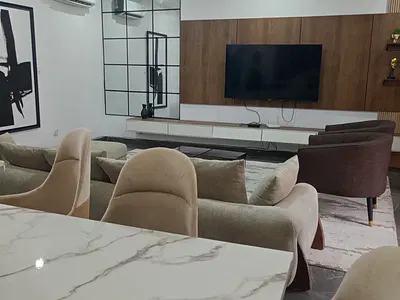 Furnished 3 with BQ Fully Serviced with Elevator 24hours Light — Ikoyi, Lagos