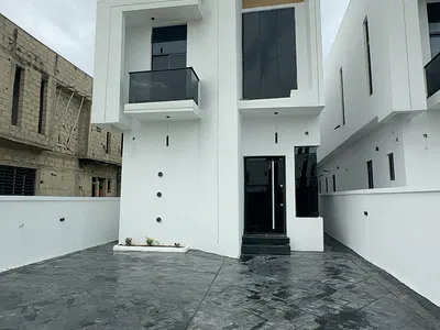 Newly Built 5 Bedroom Detached Duplex — Lekki, Lagos
