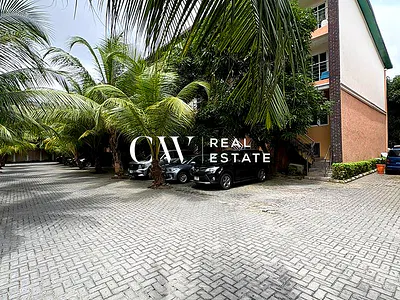 5 Bedroom Terrace Duplex — Lekki, Lagos