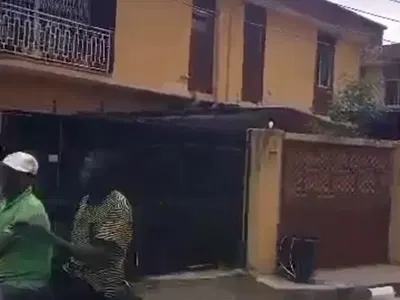 5 Bedroom Detached Duplex — Bayo Oyewole Street, Ago Palace, Isolo, Lagos