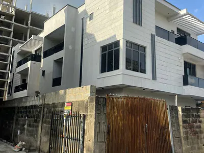 Newly Built 5 Bedroom Spacious House with BQ — Ikeja, Lagos