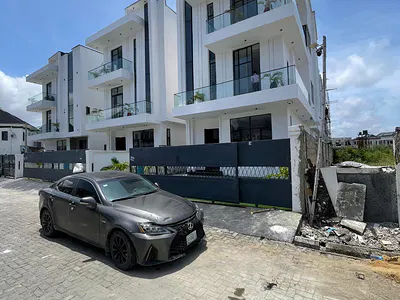 Contemporary 5 Bedroom Detached Duplex with BQ — Lekki, Lagos