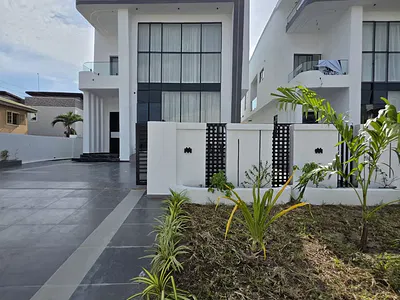 Four Bedroom Fully Detached Duplex with BQ and Swimming Pool — Ajah, Lagos