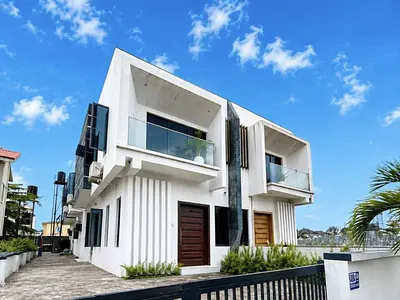 4 Bedroom Duplex Unfurnished — Lekki, Lagos