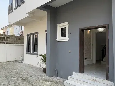 Lovely 1 Bedroom Flat Ground-Floor — Lekki, Lagos