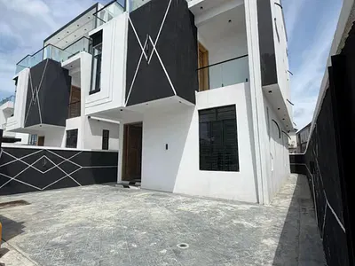 5 Bedroom Detached Duplex with BQ, Water Heater, Oven and Family Lounge — Chevron, Lekki, Lagos