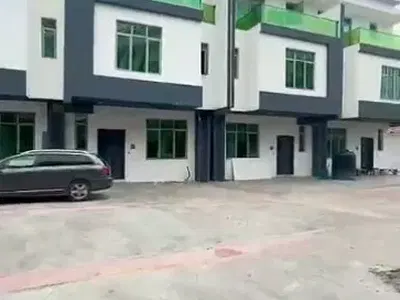 4 Bedroom Semi-Detached Duplex — Maryland, Lagos