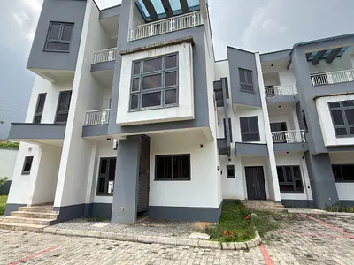 4 Bedroom Terraced Duplex, Serviced — Wuse 2, Abuja