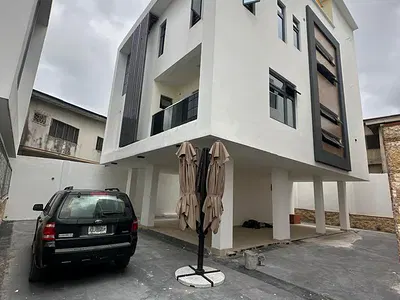 5 Bedroom Detached Duplex — Maryland, Lagos