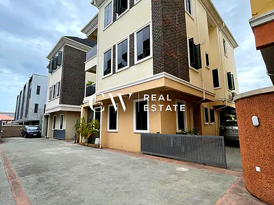 5 Bedroom Detached Duplex — Lekki, Lagos