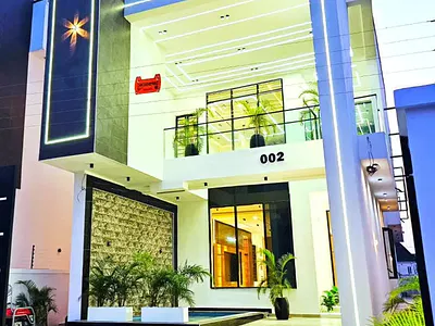 5 Bedroom Detached House with Swimming Pool — Ikota, Lekki, Lagos