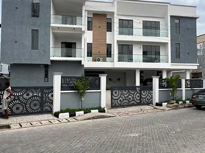 Contemporary 2&3 Bedroom Apartment — Lekki, Lagos