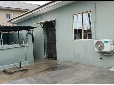Newly Refurbished 3 Bedrooms Semi Detached Bungalow — Owode Ibeshe, Ibeshe, Ikorodu, Lagos