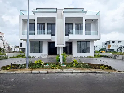 5 Bedroom Semi Detached Duplex — Lekki, Lagos
