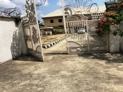 4 Bedroom Semi-Detached Bungalow — Irette, Off Onitsha Road, Owerri West, Imo