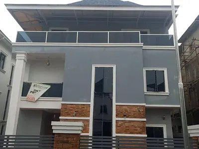Spacious 4-Bedroom Duplex with BQ — Fha (F.h.a), Lugbe District, Abuja