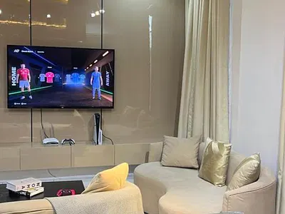 Brand New Luxury 1 Bedroom Apartment with Spacious Balcony, Elevator, — Lekki, Lagos