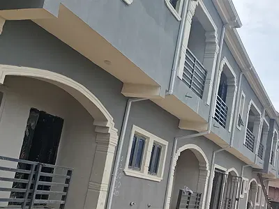 A Room and Parlor — Baba- Adisa, Lekki, Lagos