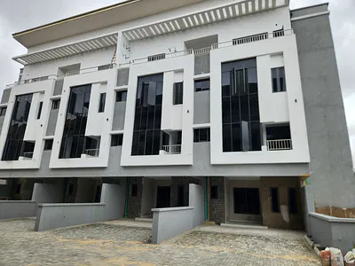 Brand New Serviced 4 Bedroom Terrace + BQ — Belavista Estate, Freedom Way, Lekki Phase 1, Lekki, Lagos