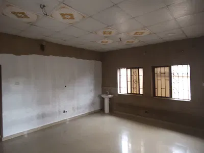 Spacious 3 Bedroom Flat with Prepaid Meter — Short Drive From Magboro, Asese Orimerummu, Asese, Ibafo, Ogun