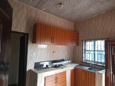 Spacious 3 Bedroom Flat En-Suite with Visitors' Toilet — Idanyin Cele 1, Agbara-Igbesa, Lagos