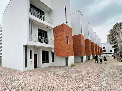 4 Bedroom Terraced Duplex with BQ — Perriwinkle Estate, Lekki Phase 1, Lekki, Lagos