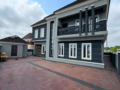 Luxurious 5-Bedroom Detached Duplex with a Boys Quarter — Airforce Esate (Bashorun Housing Estate), Akobo, Ibadan, Oyo