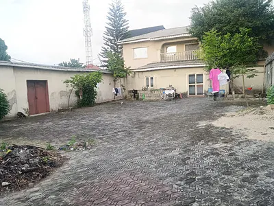 A Plot Measuring 769SQM with Structures — Thomas Estate, Lekki, Lagos