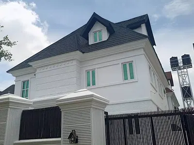 Elegant 5 -Bedroom Duplex — Fha (F.h.a), Lugbe District, Abuja