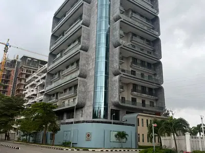4-Bedroom Luxury Maisonette with 2 BQS — Ikoyi, Lagos